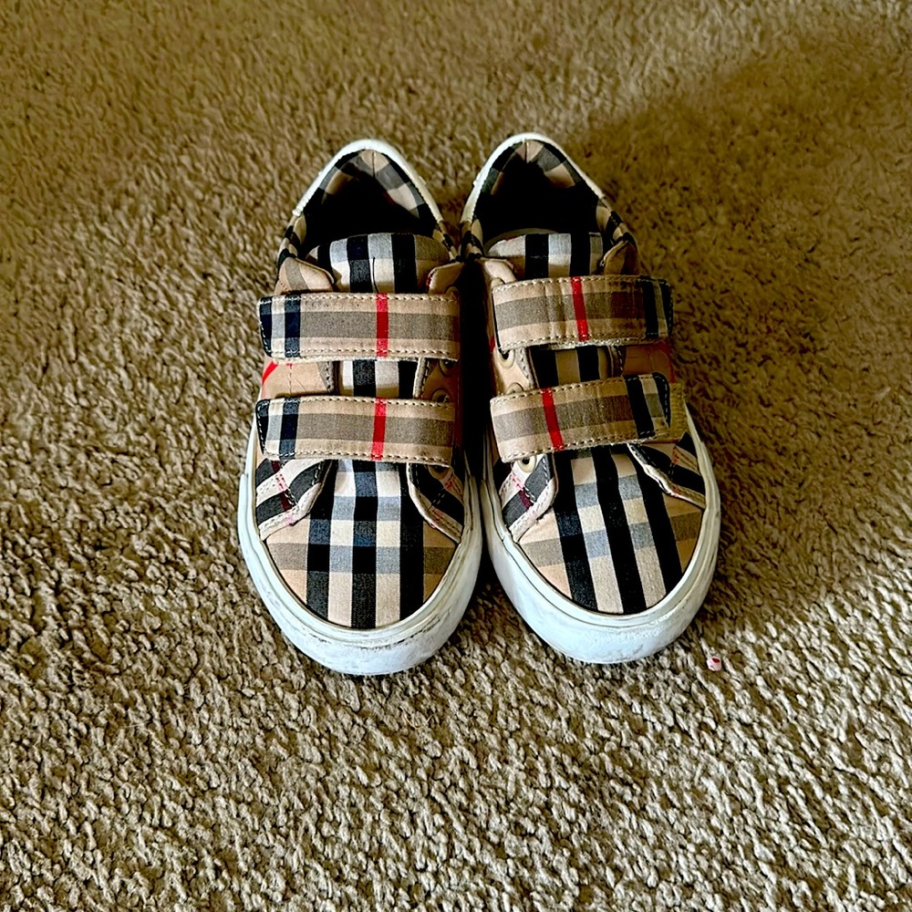 Kids Burberry shoes